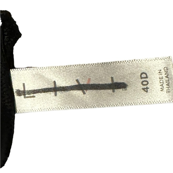 Livi Active Max Support Sports Bra 40 D - Picture 6 of 7